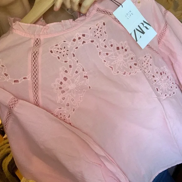 ZARA Eyelet Blouse PEACHY PINK XS - Picture 5 of 5